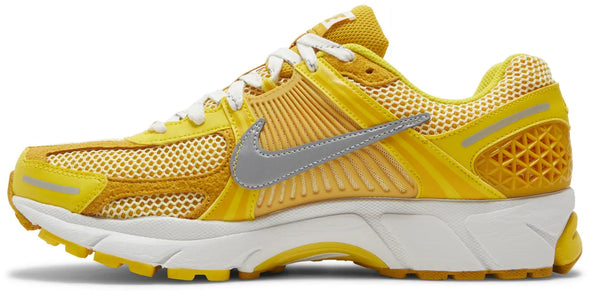 Zoom Vomero 5 'Yellow Ochre'