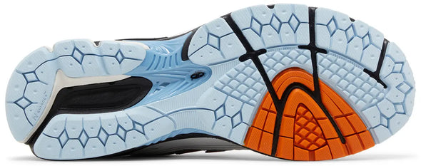 1906R 'White Bright Sky'