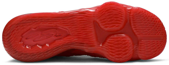 LeBron 17 'Red Carpet'