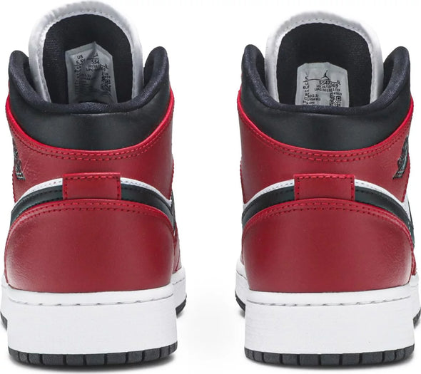 Air Jordan 1 Mid 'Chicago Black Toe'