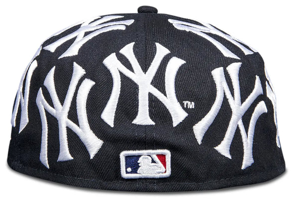 Supreme x New York Yankees Box Logo New Era 'Navy'
