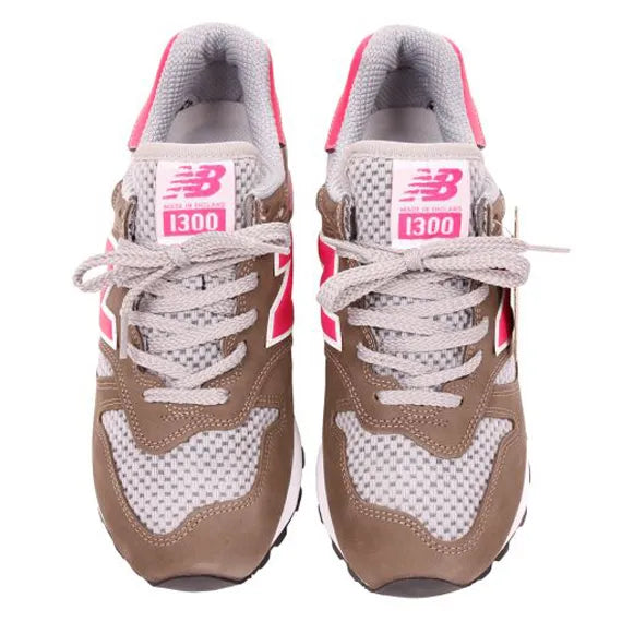 New Balance 1300 – Tan – Grey – Pink