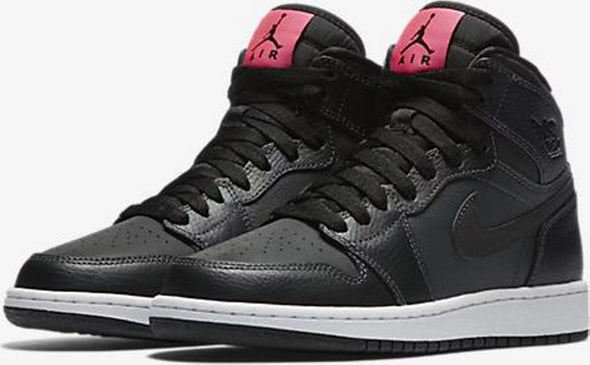 Air Jordan 1 Retro 'Black & Pink'
