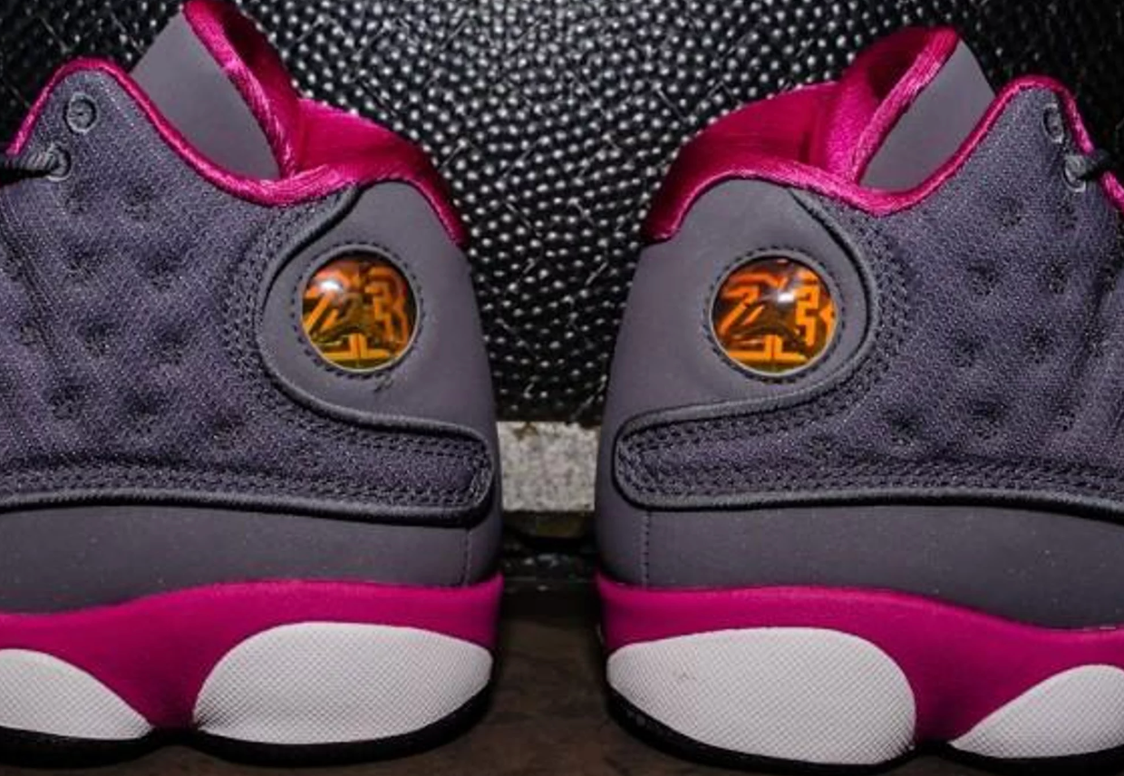 Nike Girl's Air Jordan 13 Retro GS Cool Grey Fusion Pink 4…
